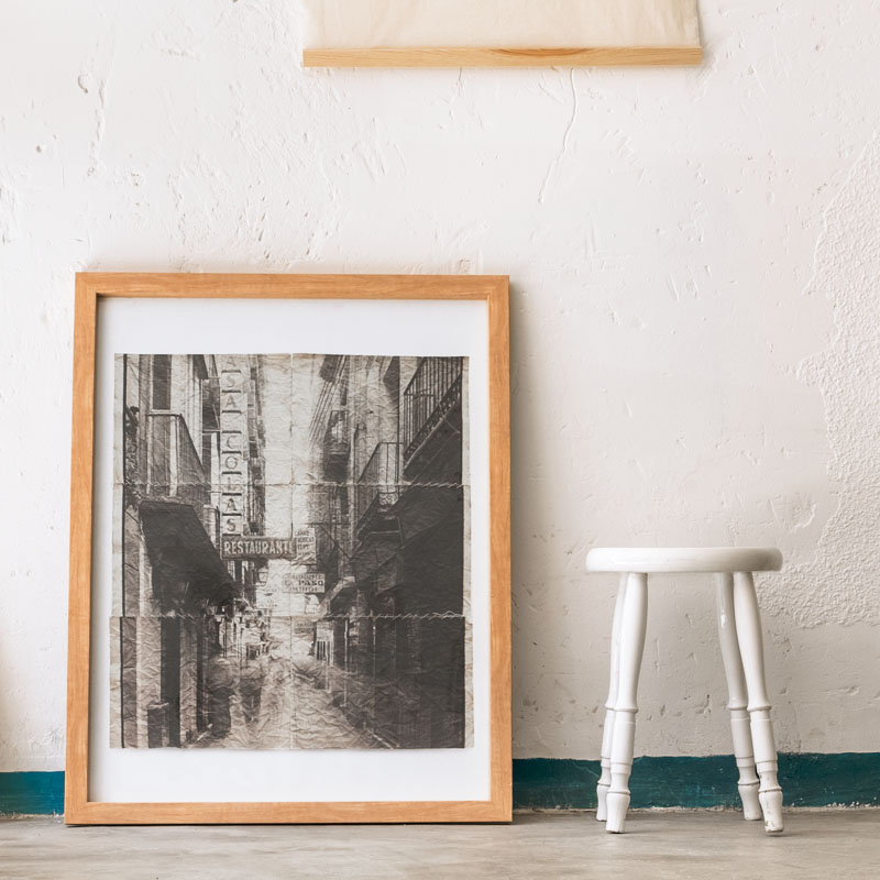 marcos a medida Zaragoza Un marco de madera artesanal con fotografía enmarcada de Mooses