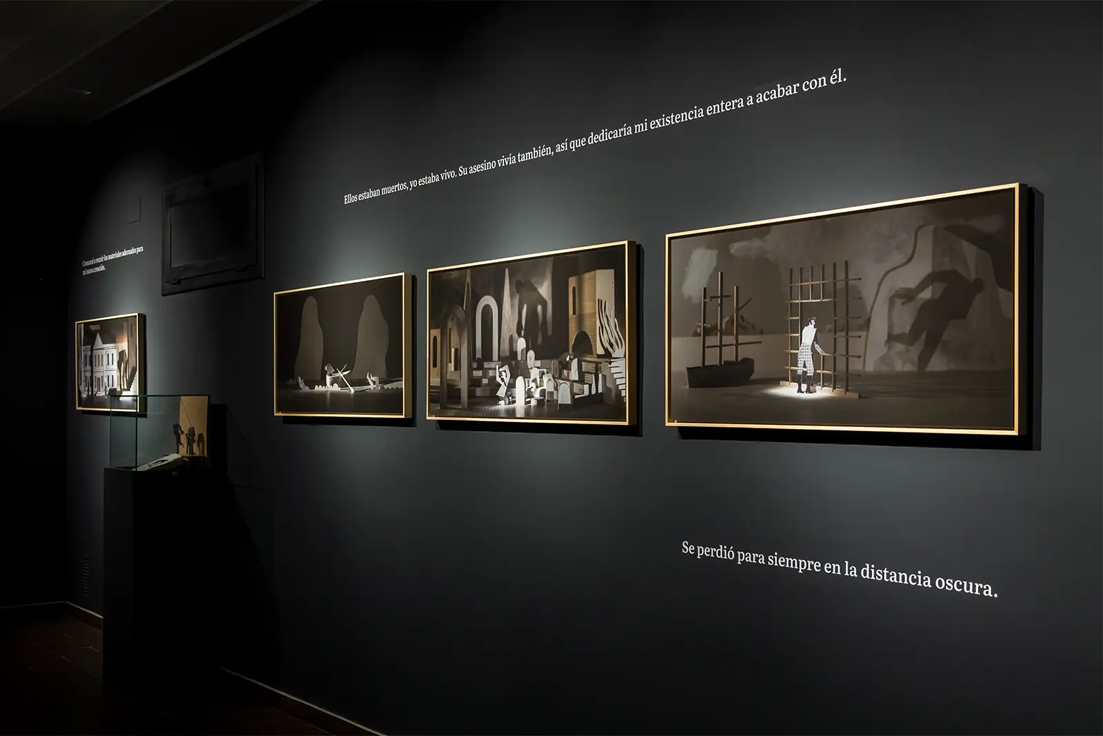 Producción de exposiciones en Zaragoza con obra de Isidro Ferrer Producción de exposiciones en Zaragoza con obra de Isidro Ferrer